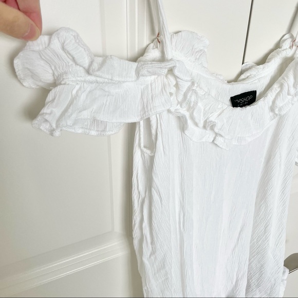 TOPSHOP White Top Off the Shoulder Sleeveless - Picture 5 of 6